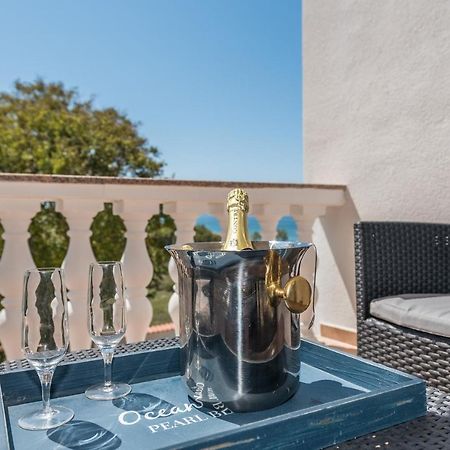 Apartment Astoria Затон Экстерьер фото