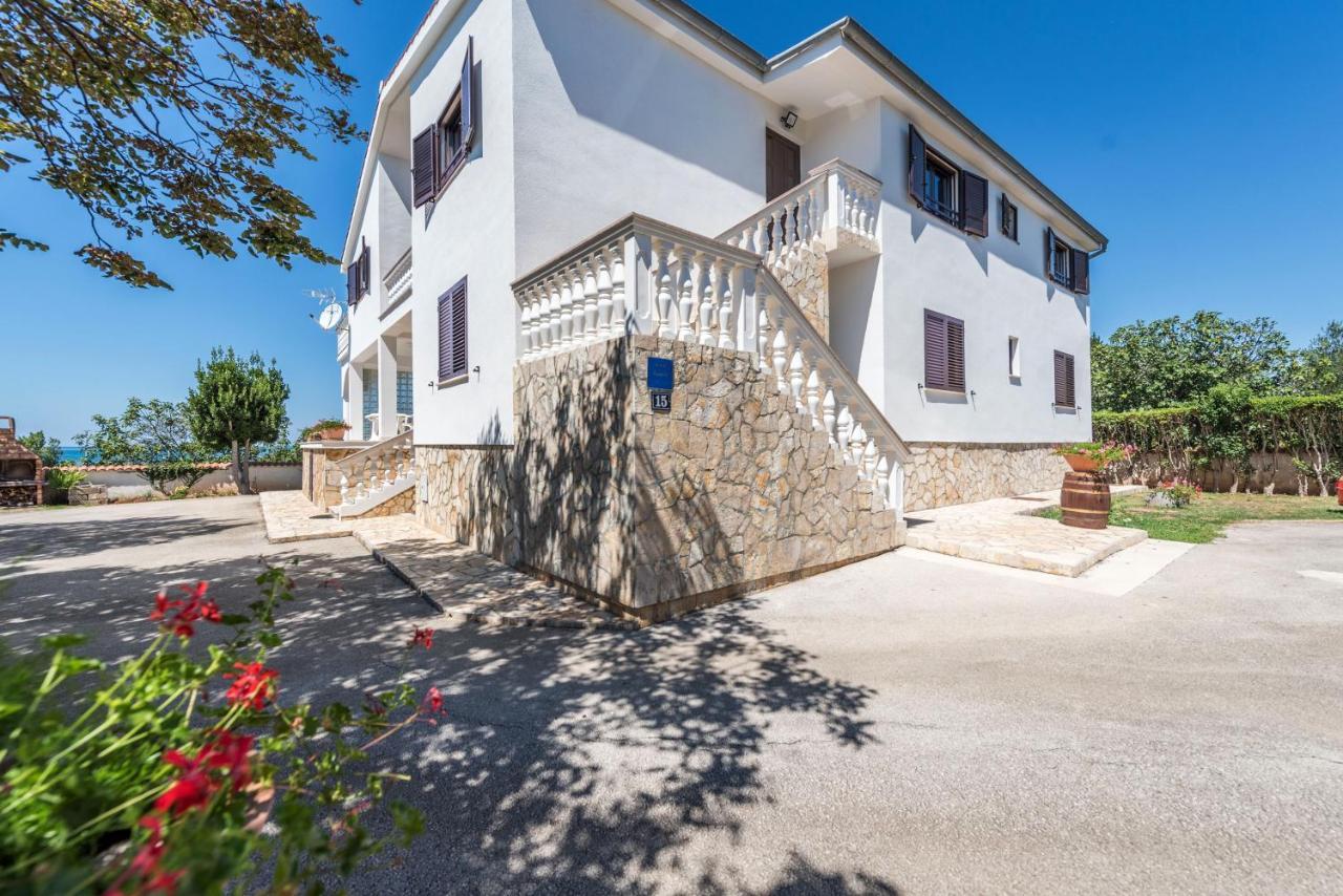 Apartment Astoria Затон Экстерьер фото