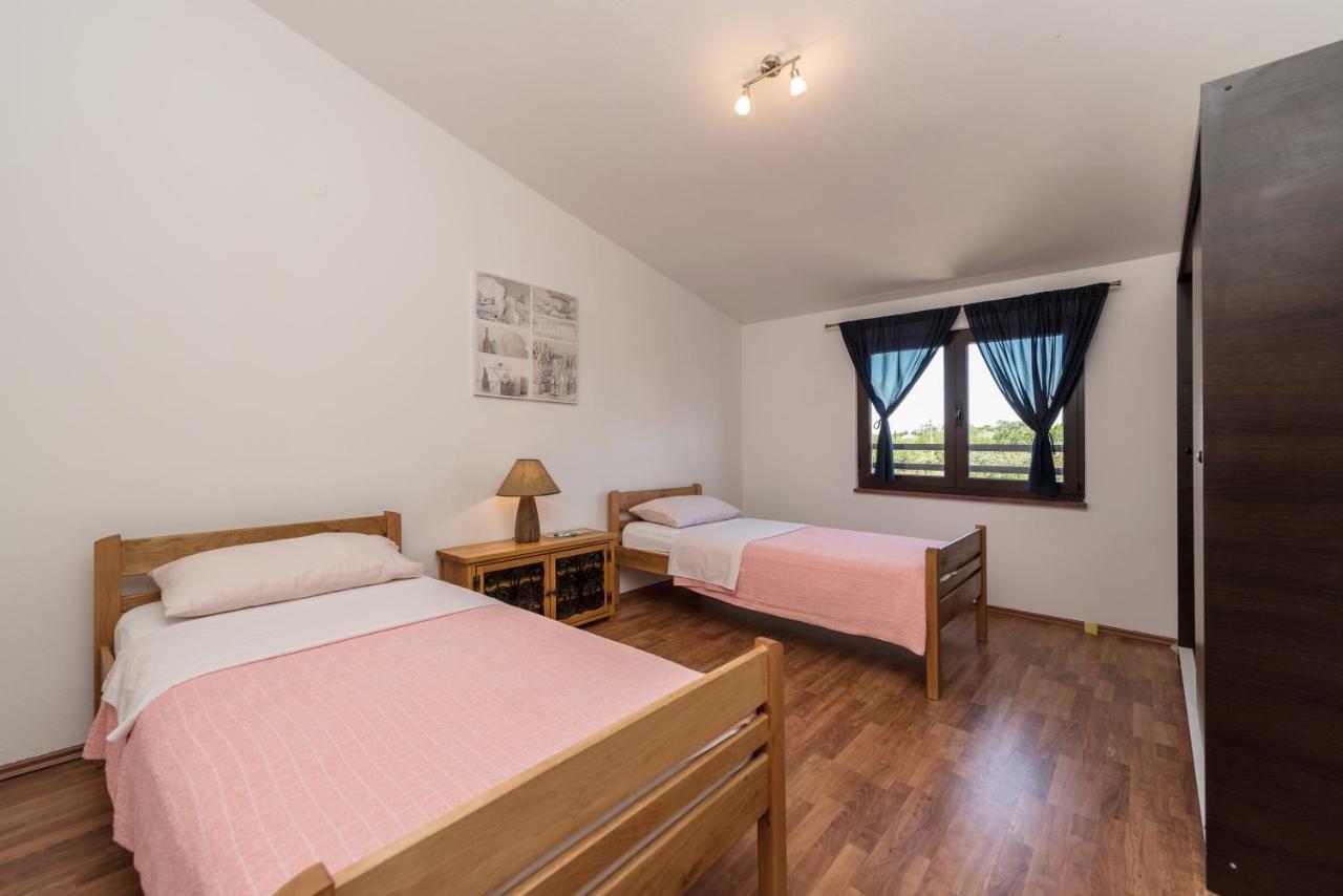 Apartment Astoria Затон Экстерьер фото