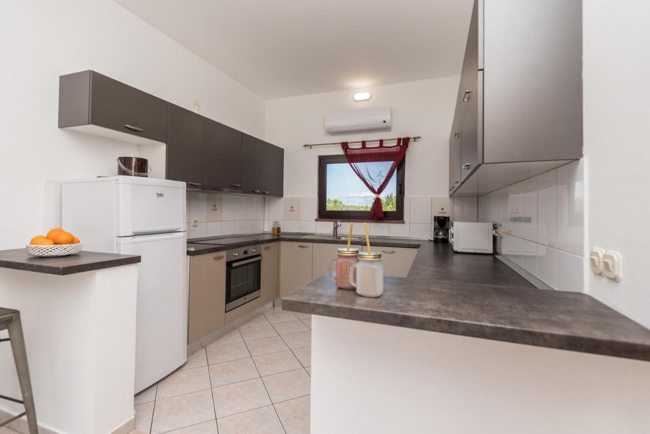 Apartment Astoria Затон Экстерьер фото