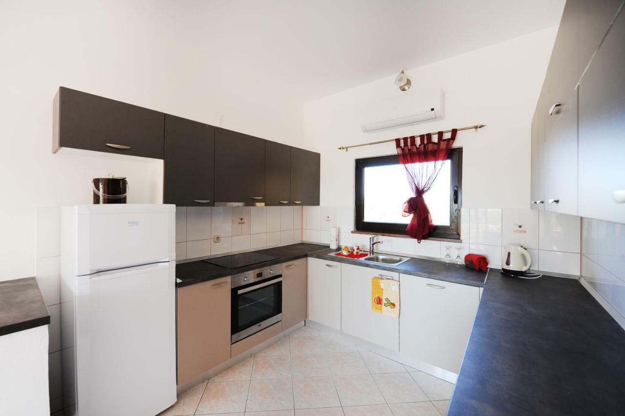 Apartment Astoria Затон Экстерьер фото