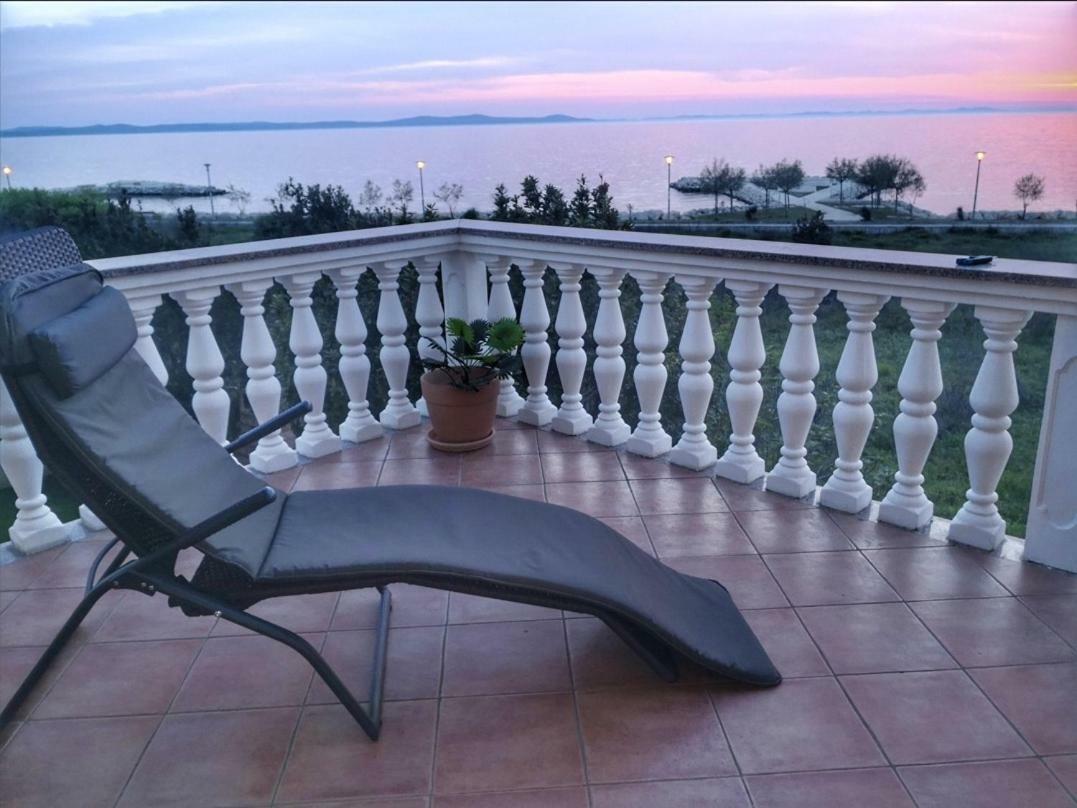 Apartment Astoria Затон Экстерьер фото